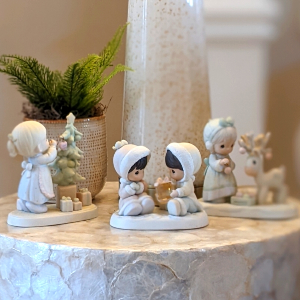 Three precious moments Christmas figures